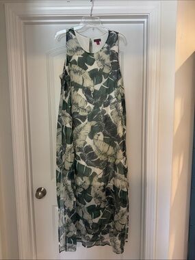 Vince Camuto Green and Cream Leaf-Print Maxi Dress NWT